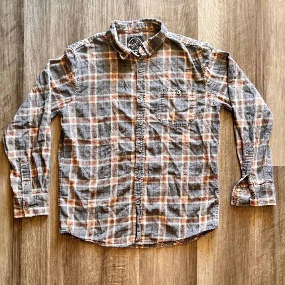 Medium Birch Black Flannel